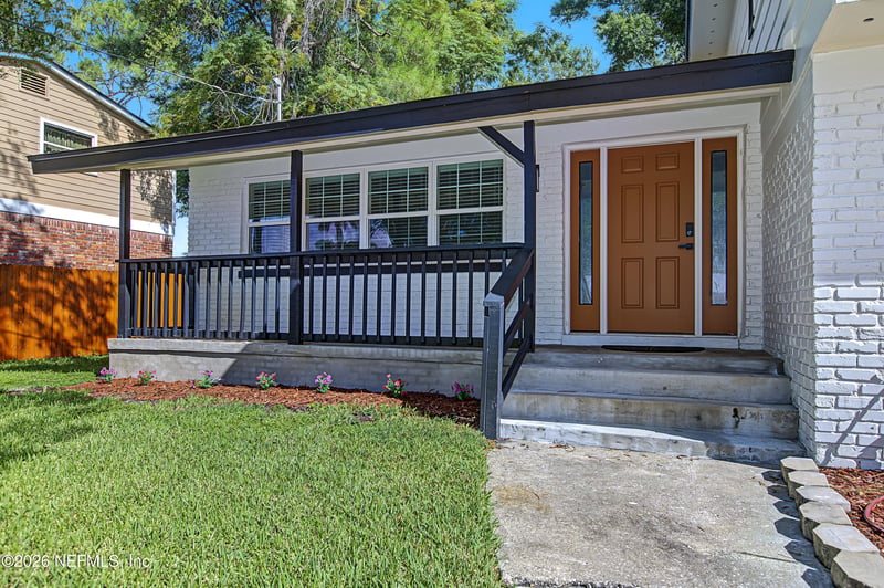 8529 Burkhall St, Jacksonville, FL 32211