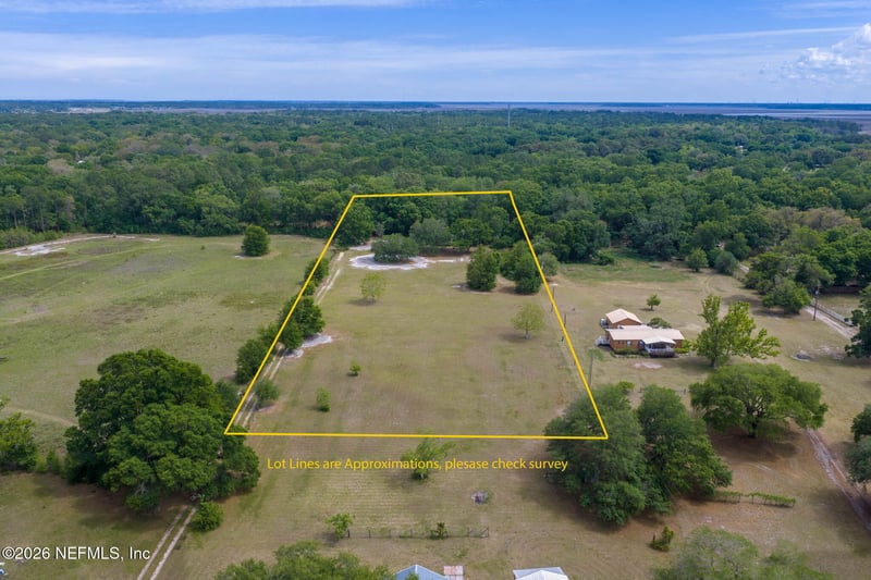 85330 Airplane Ln, Yulee, FL 32097