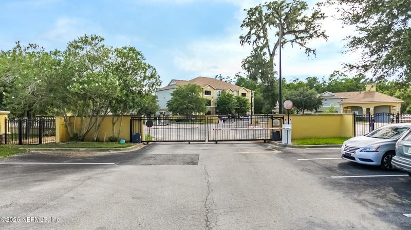 8539 Gate Pw #9220, Jacksonville, FL 32216