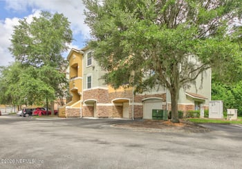 8539 Gate Pw W #616, Jacksonville, FL 32216