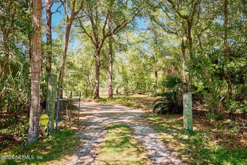 85404 Burmeister Rd, Fernandina Beach, FL 32034