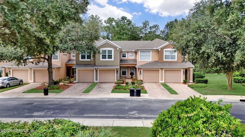 8541 Little Swift Cir #33B, Jacksonville, FL 32256