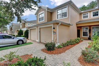 8541 Little Swift Cir #33B, Jacksonville, FL 32256
