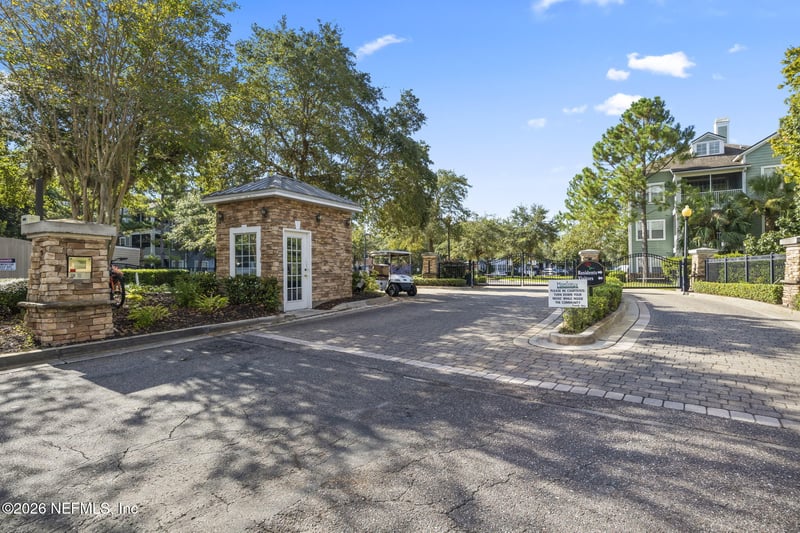 8550 Touchton Rd #127, Jacksonville, FL 32216