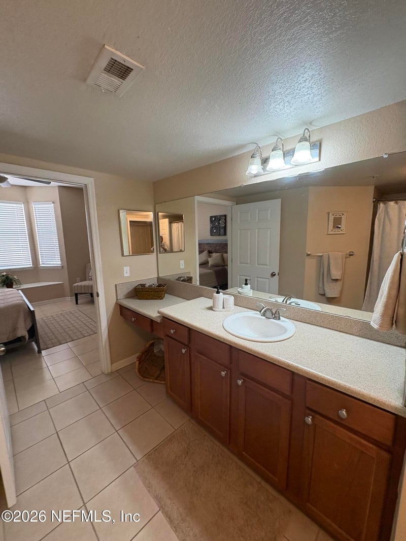 8550 Touchton Rd #235, Jacksonville, FL 32216