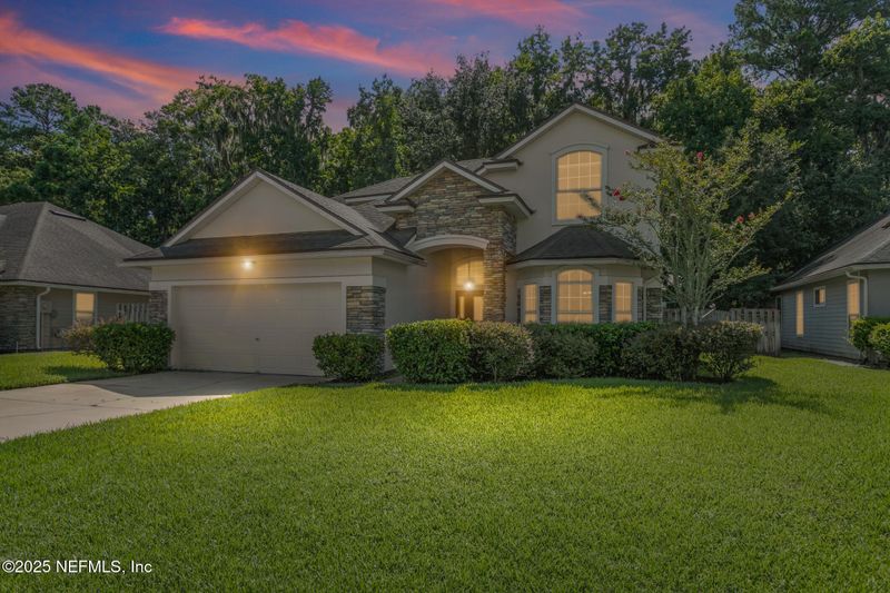856 Reflection Cove Rd E, Jacksonville, FL 32218