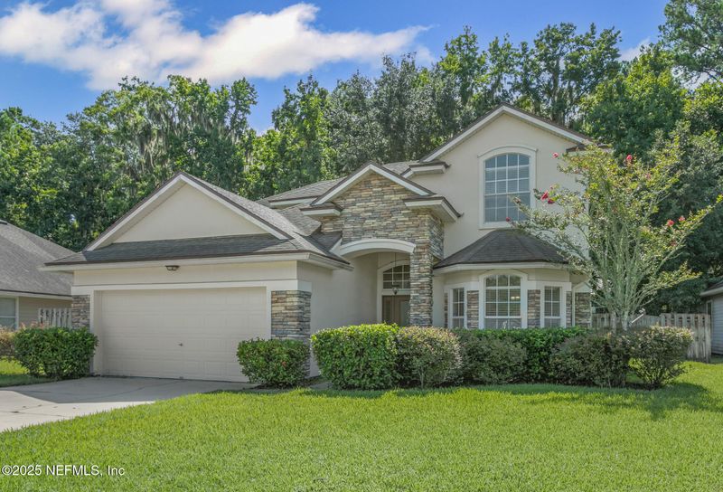 856 Reflection Cove Rd E, Jacksonville, FL 32218