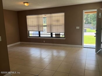 8562 Darlington Dr, Jacksonville, FL 32208