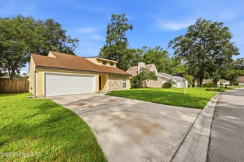 8566 Goldeneye Ln, Jacksonville, FL 32217