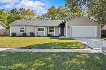 8573 Blackberry Ln E, Jacksonville, FL 32244