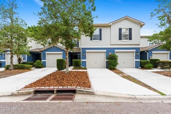860 S Black Cherry Dr, St Johns, FL 32259