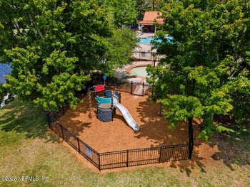 860 S Black Cherry Dr, St Johns, FL 32259