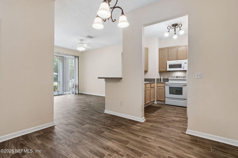 8601 Beach Blvd #1414, Jacksonville, FL 32216
