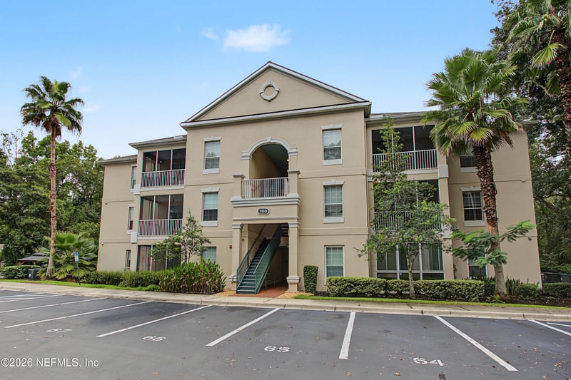 8601 Beach Blvd #208, Jacksonville, FL 32216