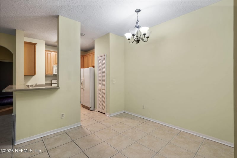 8601 Beach Blvd #312, Jacksonville, FL 32216