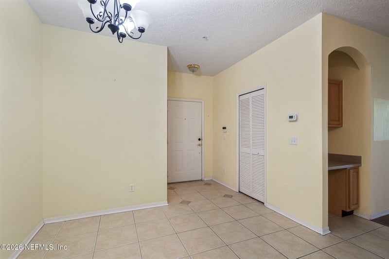 8601 Beach Blvd #312, Jacksonville, FL 32216
