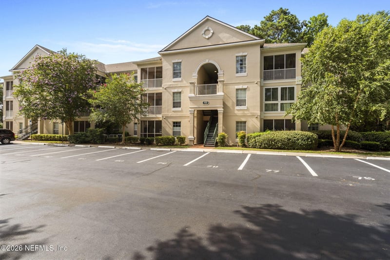 8601 Beach Blvd #312, Jacksonville, FL 32216