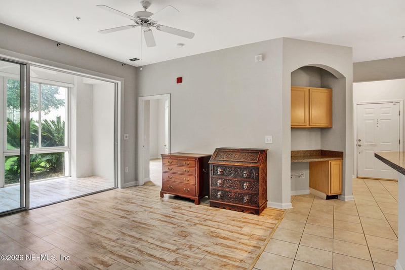 8601 Beach Blvd #403, Jacksonville, FL 32216