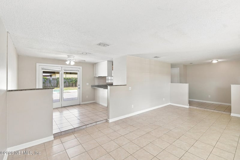 8603 Hammondwood Rd S, Jacksonville, FL 32221