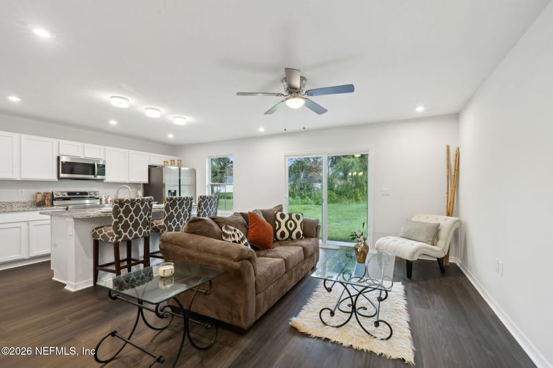 8609 Vining St, Jacksonville, FL 32210