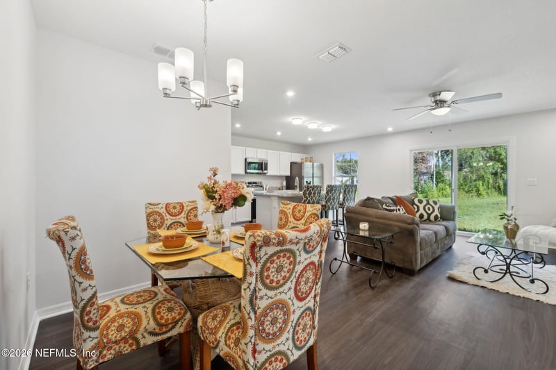 8609 Vining St, Jacksonville, FL 32210
