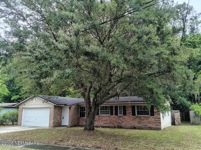 8611 Darlington Dr, Jacksonville, FL 32208