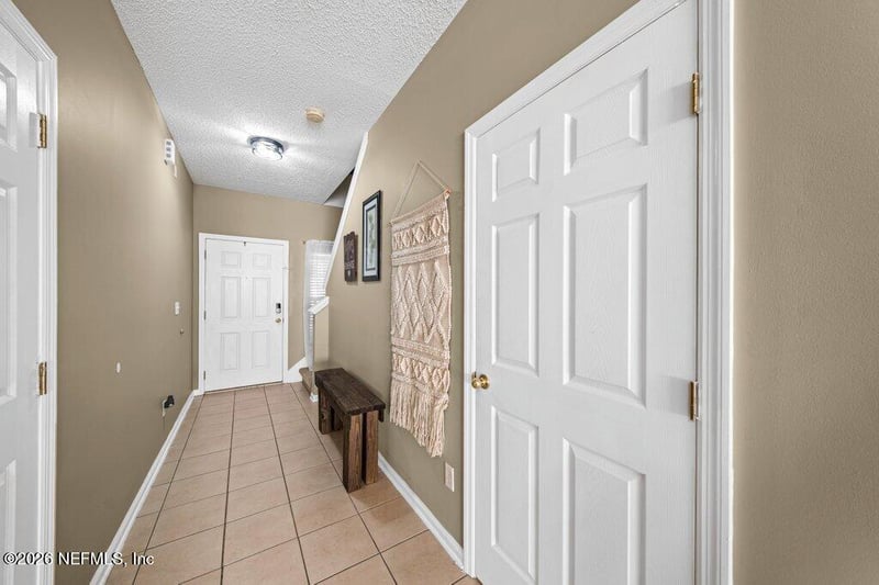 8612 Ribbon Falls Ln, Jacksonville, FL 32244