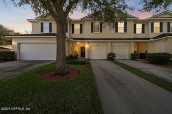 8612 Ribbon Falls Ln, Jacksonville, FL 32244