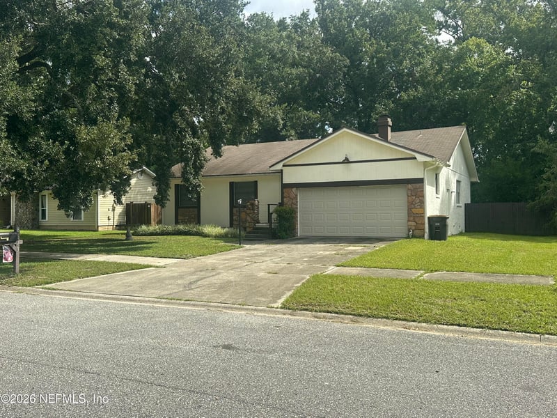 8613 Beechfern Ln E, Jacksonville, FL 32244
