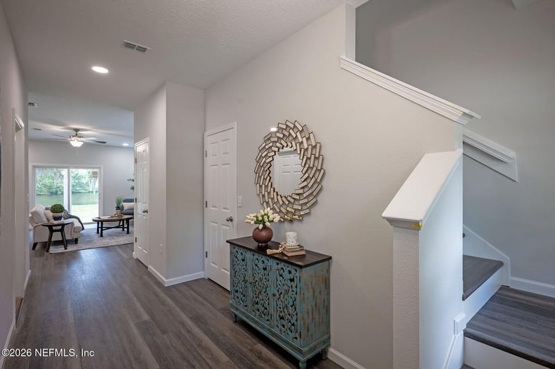 8615 Crystalline Ln, Jacksonville, FL 32221