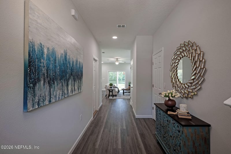 8615 Crystalline Ln, Jacksonville, FL 32221