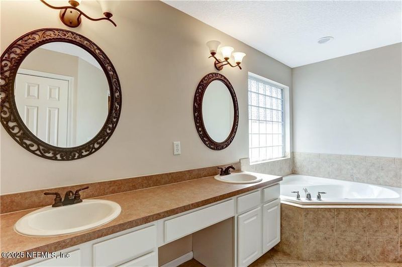 862 E Parkview Pl E, Fernandina Beach, FL 32034