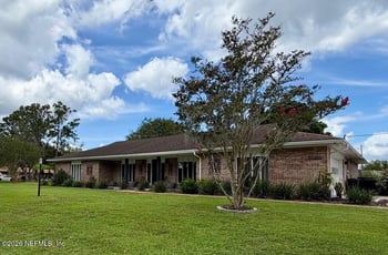 8620 San Servera Dr W, Jacksonville, FL 32217