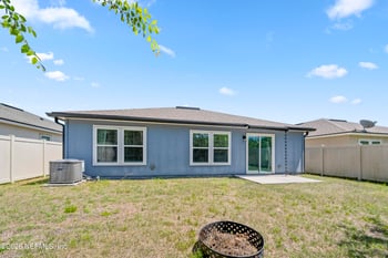 86285 Express Ct, Yulee, FL 32097