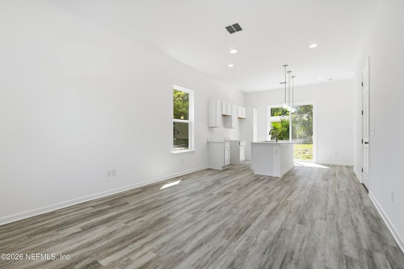 863 W 6th St, St Augustine, FL 32084