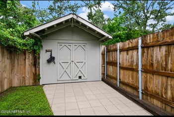 8630 Synhoff Dr, Jacksonville, FL 32216