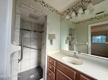 8632 Brierwood Rd, Jacksonville, FL 32217