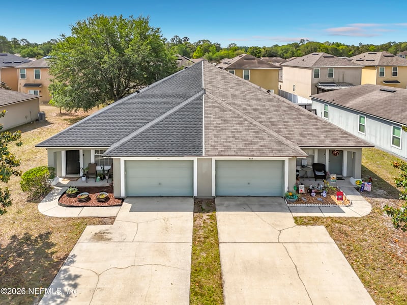 8638 Julia Marie Cir, Jacksonville, FL 32210