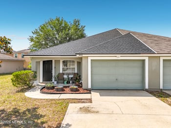 8638 Julia Marie Cir, Jacksonville, FL 32210