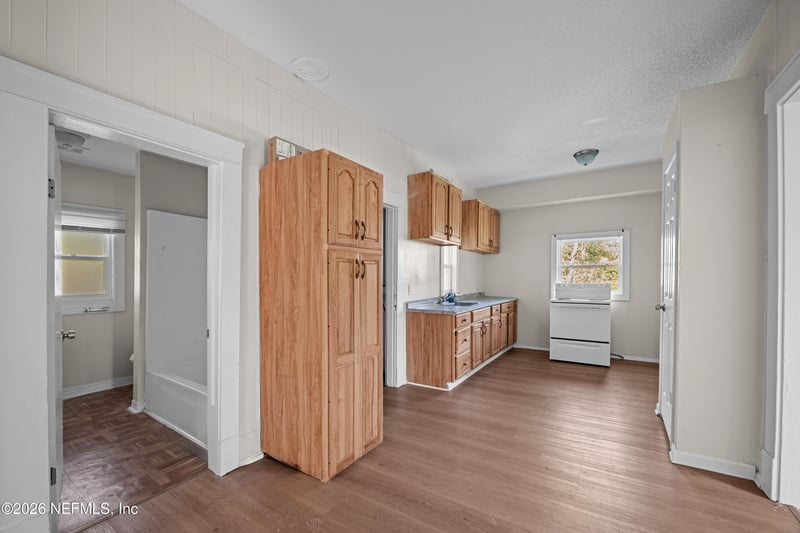 8640 Susie St, Jacksonville, FL 32210