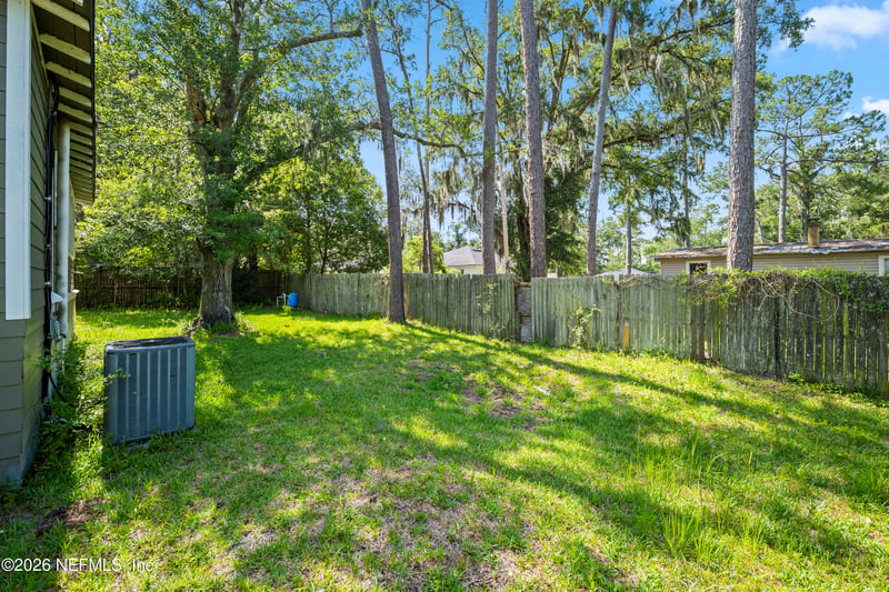 8640 Susie St, Jacksonville, FL 32210