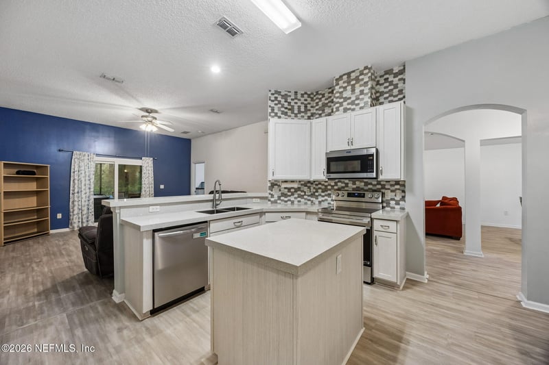 86429 Riverwood Dr, Yulee, FL 32097