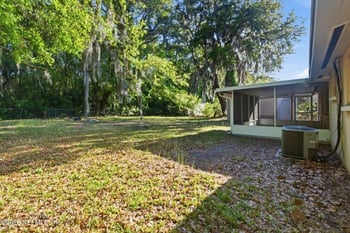 8647 Lenox Ave, Jacksonville, FL 32221