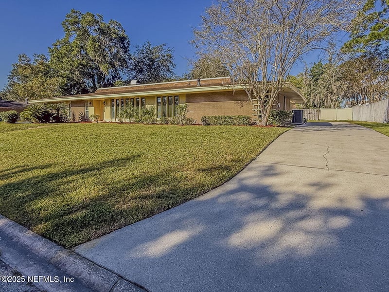 8652 Villa San Jose Dr E, Jacksonville, FL 32217