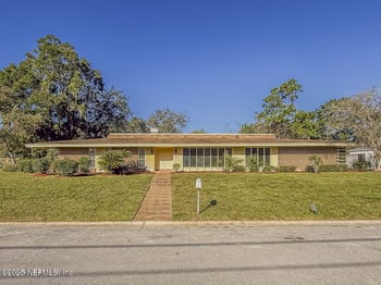 8652 Villa San Jose Dr E, Jacksonville, FL 32217