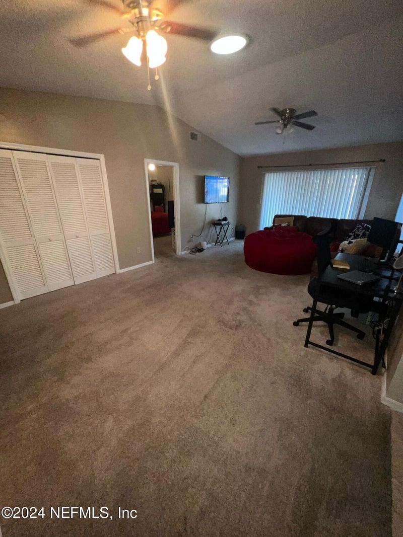 8653 Deermoss Way W, Jacksonville, FL 32217