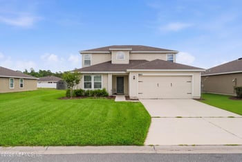 8655 Newnan Lake Dr, Macclenny, FL 32063