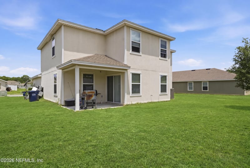 8655 Newnan Lake Dr, Macclenny, FL 32063