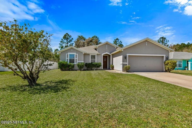 86550 Cartesian Pointe Dr, Yulee, FL 32097
