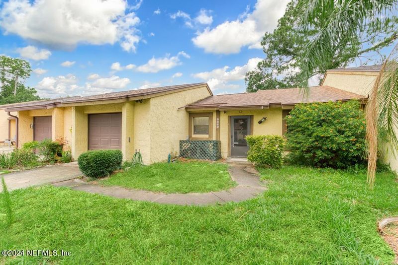8662 Deermoss Way W, Jacksonville, FL 32217